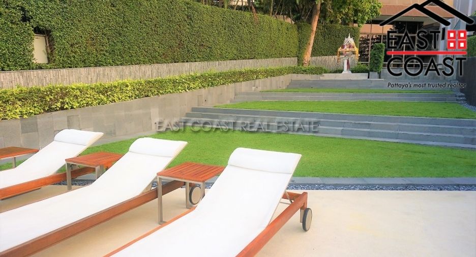 For rent 2 bedrooms condo in North Pattaya, Pattaya