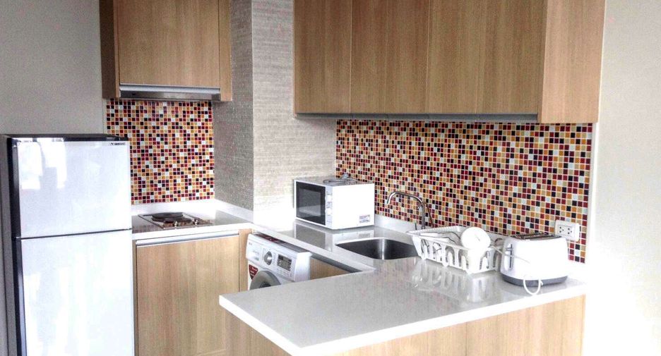 For rent 1 bed condo in Watthana, Bangkok