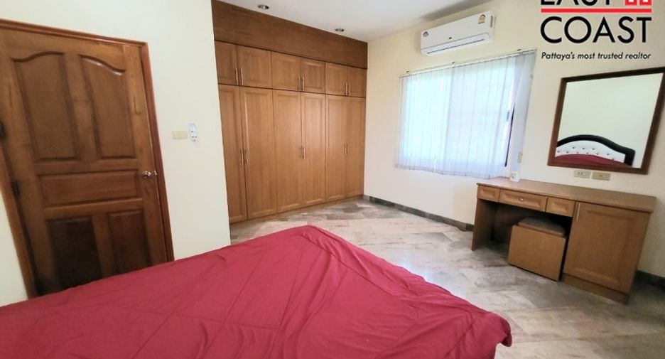 For rent 3 bedrooms house in East Pattaya, Pattaya