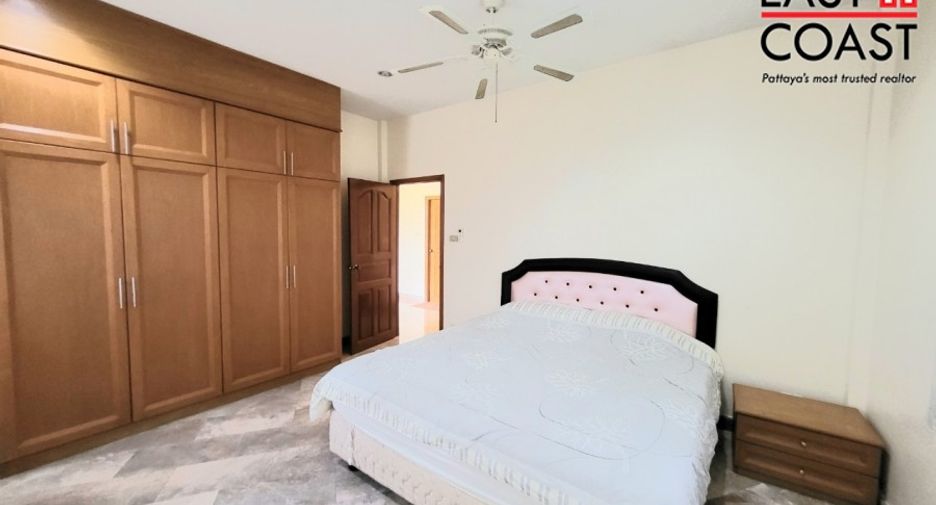 For rent 3 bedrooms house in East Pattaya, Pattaya
