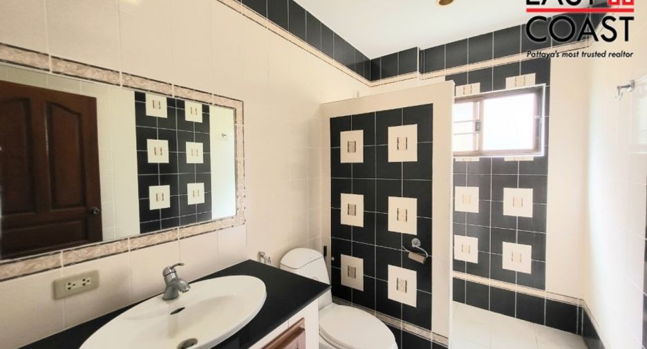 For rent 3 bedrooms house in East Pattaya, Pattaya