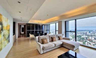 À louer 3 chambres condo à Sathon, Bangkok