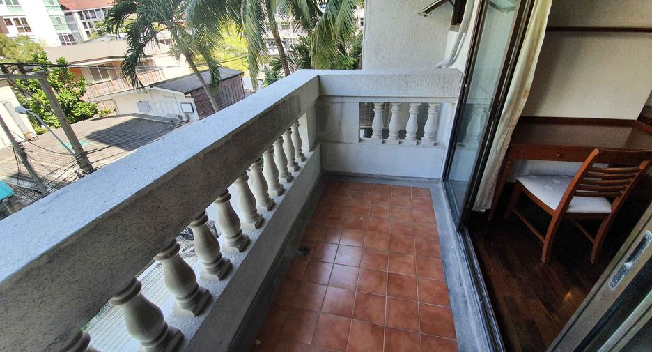 Wohnung zur Miete mit 3 Zimmer in Watthana, Bangkok