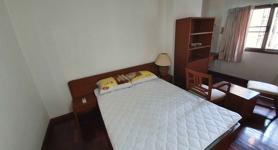Wohnung zur Miete mit 3 Zimmer in Watthana, Bangkok