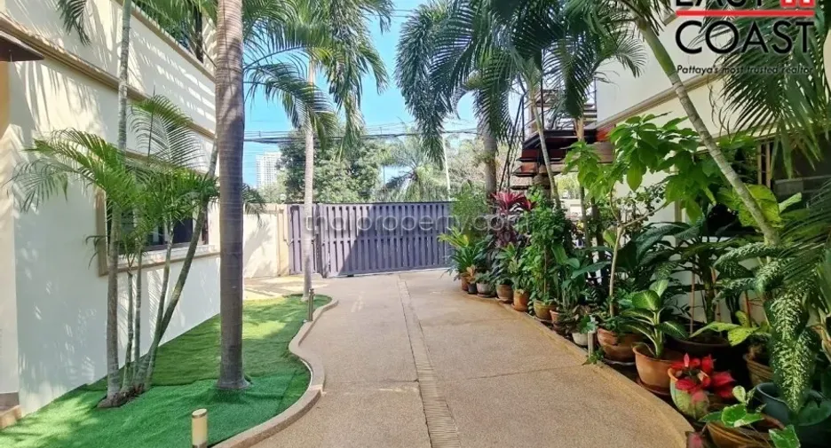 For rent 3 bedrooms house in Bang Lamung, Chonburi