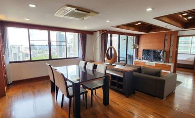 Wohnung zur Miete mit 3 Zimmer in Khlong Toei, Bangkok