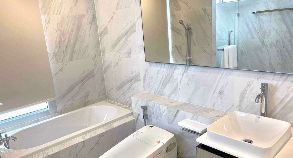 For rent 2 bedrooms condo in Khlong Toei, Bangkok