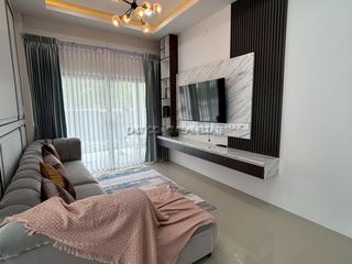 À louer 3 chambres maison à Bang Lamung, Chonburi