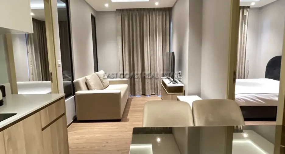 For rent 2 bedrooms condo in Bang Lamung, Chonburi