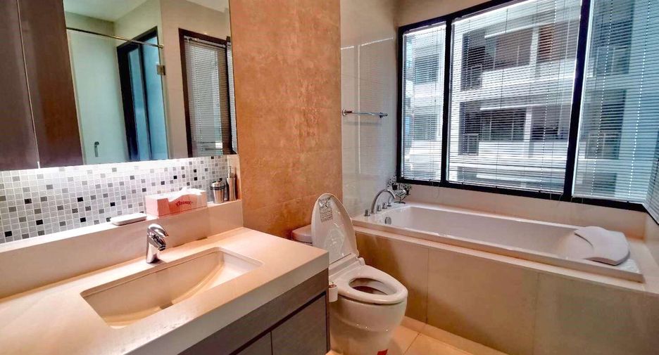 Condo en alquiler y en venta de 2 habitaciones en Khlong Toei, Bangkok