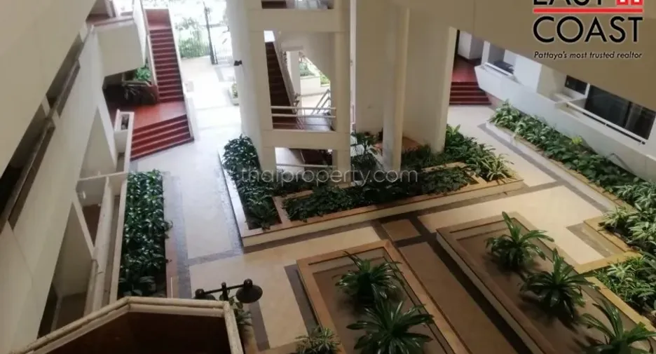 For rent 3 bedrooms condo in Jomtien, Pattaya