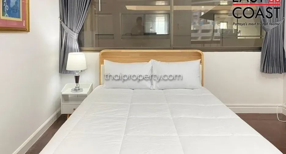 For rent 3 bedrooms condo in Jomtien, Pattaya