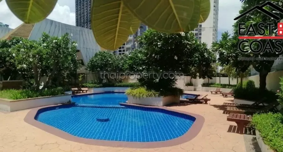 For rent 3 bedrooms condo in Jomtien, Pattaya
