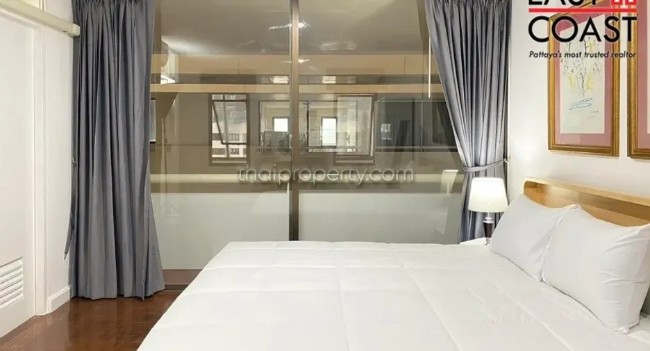 For rent 3 bedrooms condo in Jomtien, Pattaya