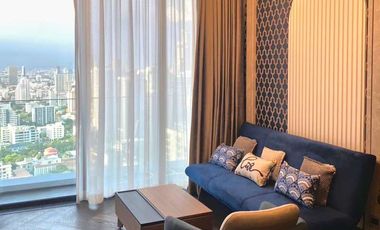 For rent 2 bedrooms condo in Khlong Toei, Bangkok