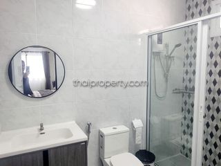 Casa en alquiler de 3 habitaciones en Bang Lamung, Chonburi