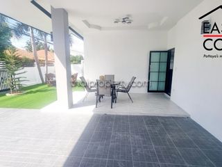 Casa en alquiler de 3 habitaciones en Bang Lamung, Chonburi