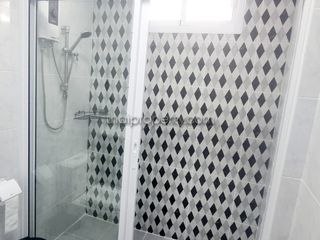 Casa en alquiler de 3 habitaciones en Bang Lamung, Chonburi
