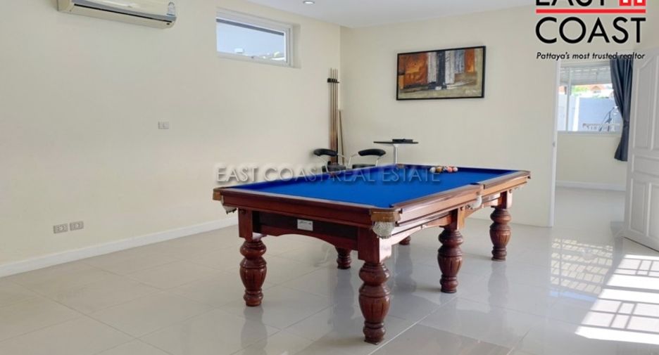 For rent 4 bedrooms house in East Pattaya, Pattaya