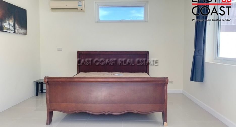 For rent 4 bedrooms house in East Pattaya, Pattaya