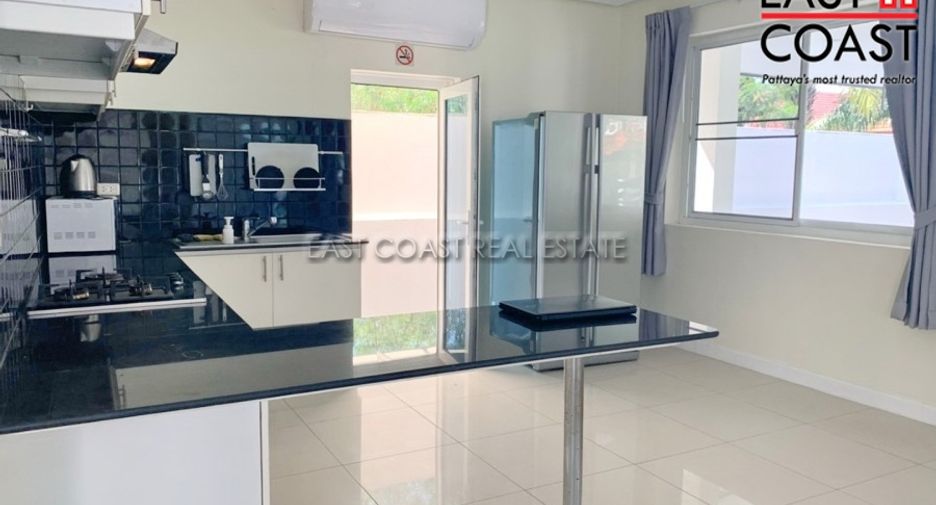 For rent 4 bedrooms house in East Pattaya, Pattaya