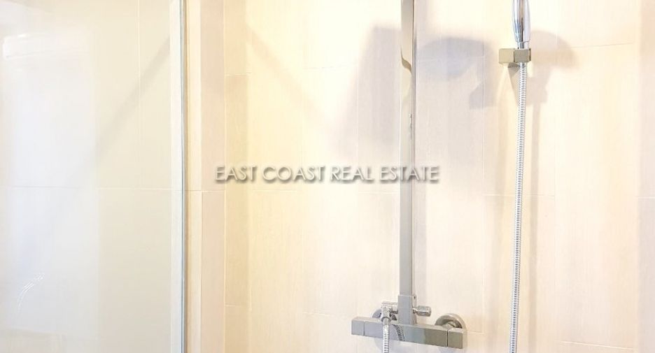 Condo en alquiler de 2 habitaciones en North Pattaya, Pattaya