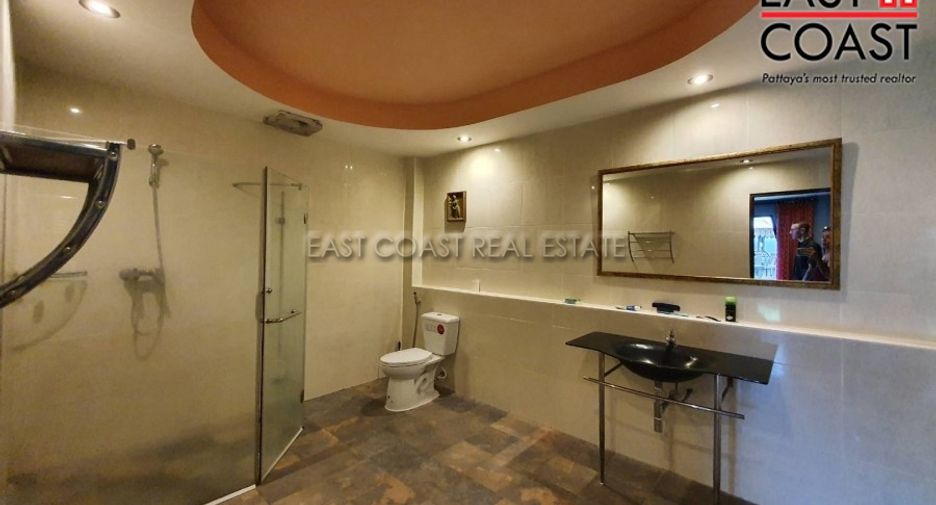 For rent 3 bedrooms house in East Pattaya, Pattaya