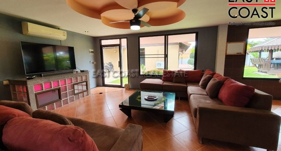 For rent 3 bedrooms house in East Pattaya, Pattaya