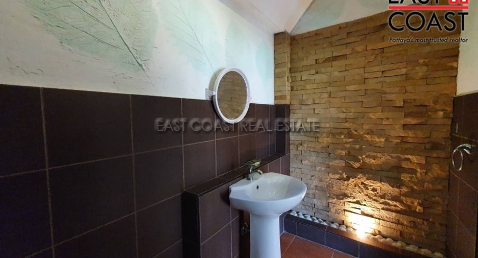 For rent 3 bedrooms house in East Pattaya, Pattaya