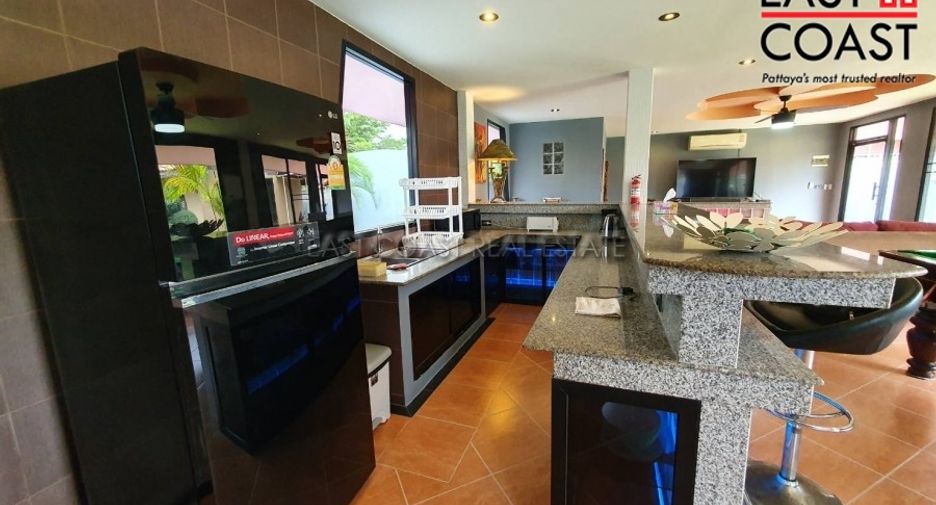 For rent 3 bedrooms house in East Pattaya, Pattaya