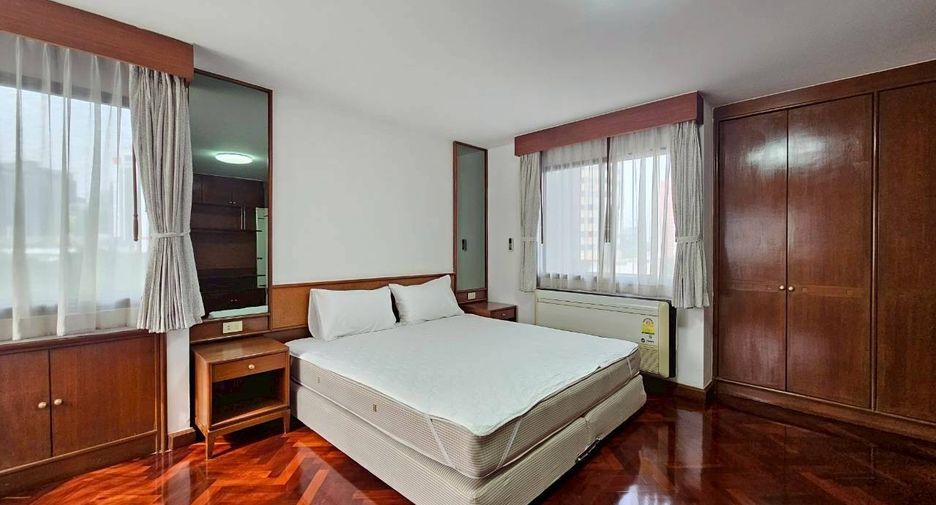 For rent 3 ベッドルーム condo in Watthana, Bangkok