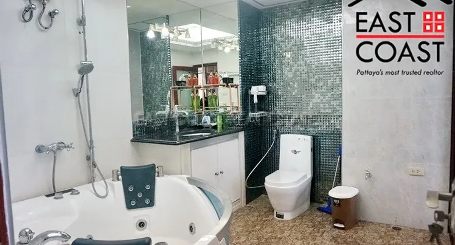 For rent 2 bedrooms condo in Bang Lamung, Chonburi