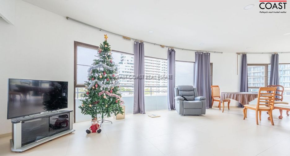 For rent 3 bedrooms condo in Sattahip, Chonburi