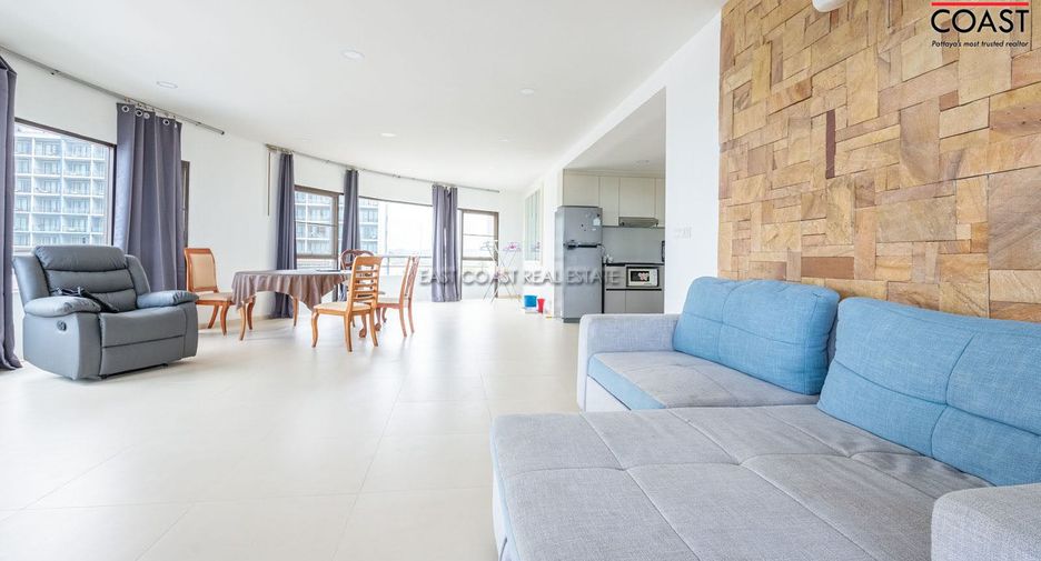 For rent 3 bedrooms condo in Sattahip, Chonburi