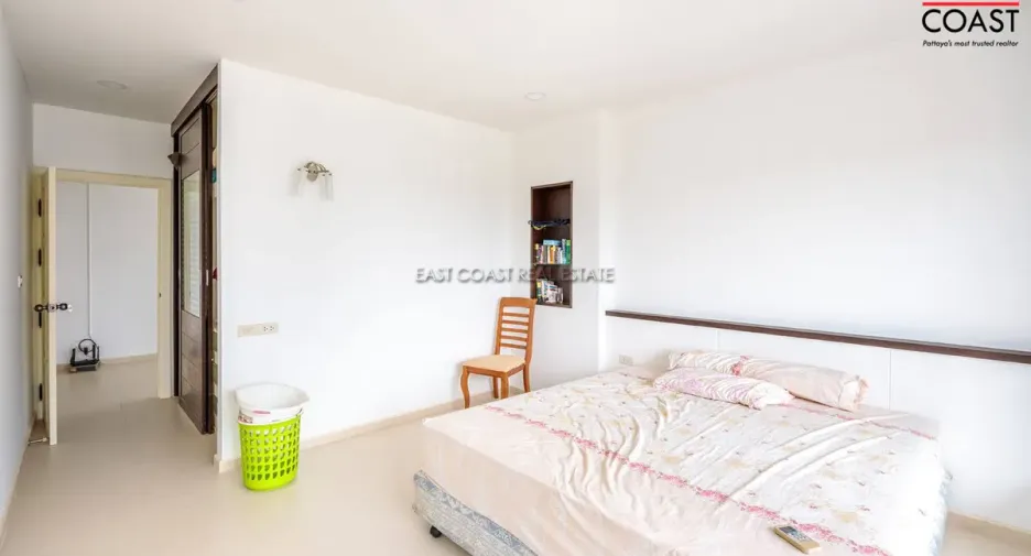 Аренда 3 спальни кондо в Na Jomtien, Паттайя