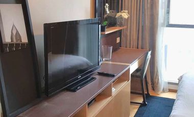 Condo en alquiler de 1 habitaciones en Khlong Toei, Bangkok