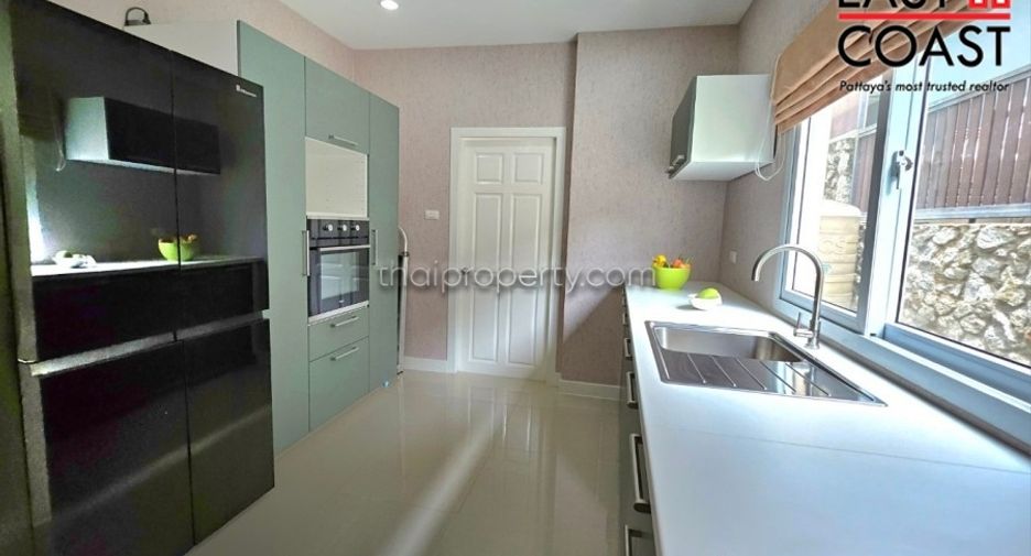 For rent 3 bedrooms house in East Pattaya, Pattaya
