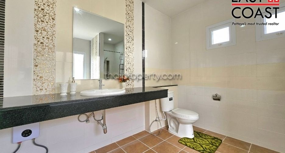 For rent 3 bedrooms house in East Pattaya, Pattaya