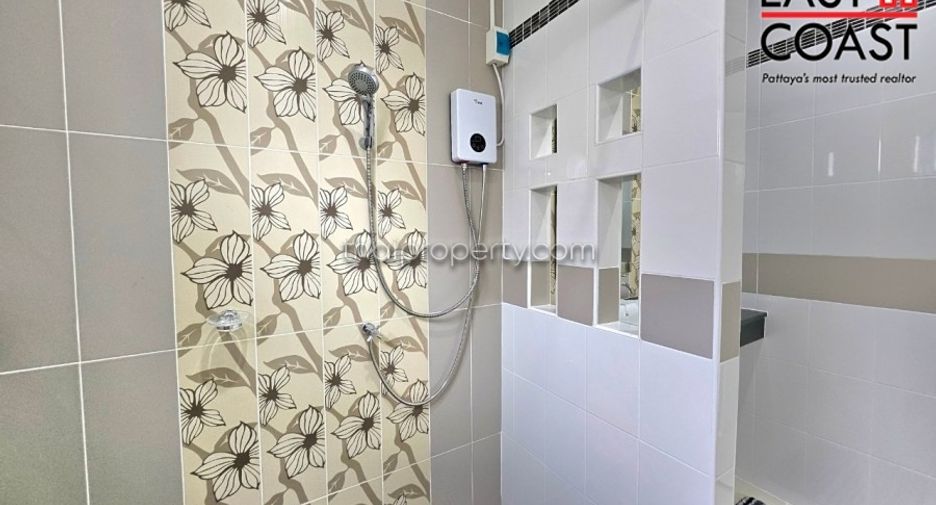 For rent 3 bedrooms house in East Pattaya, Pattaya