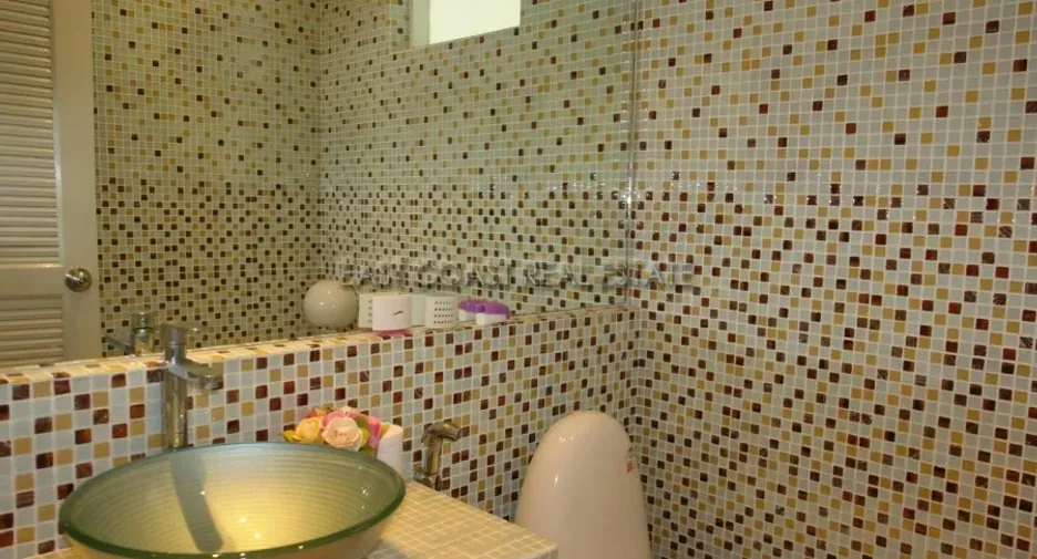 For rent 3 bedrooms house in Na Jomtien, Pattaya