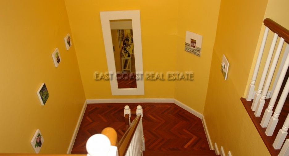 Casa en alquiler de 3 habitaciones en Sattahip, Chonburi
