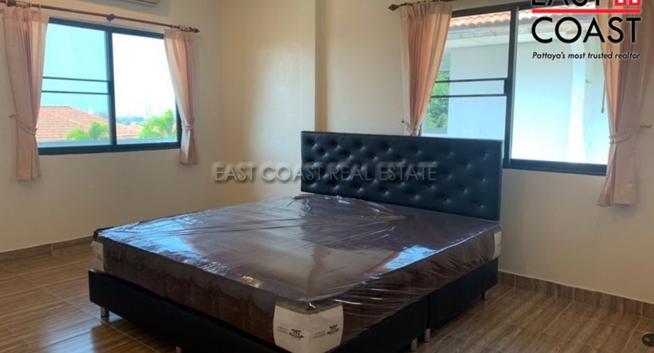 For rent 4 bedrooms house in East Pattaya, Pattaya