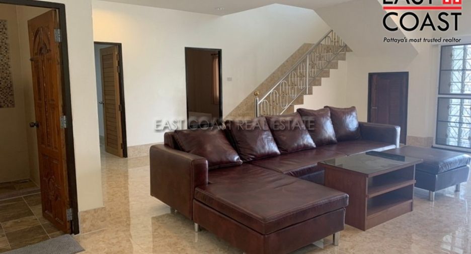 For rent 4 bedrooms house in East Pattaya, Pattaya