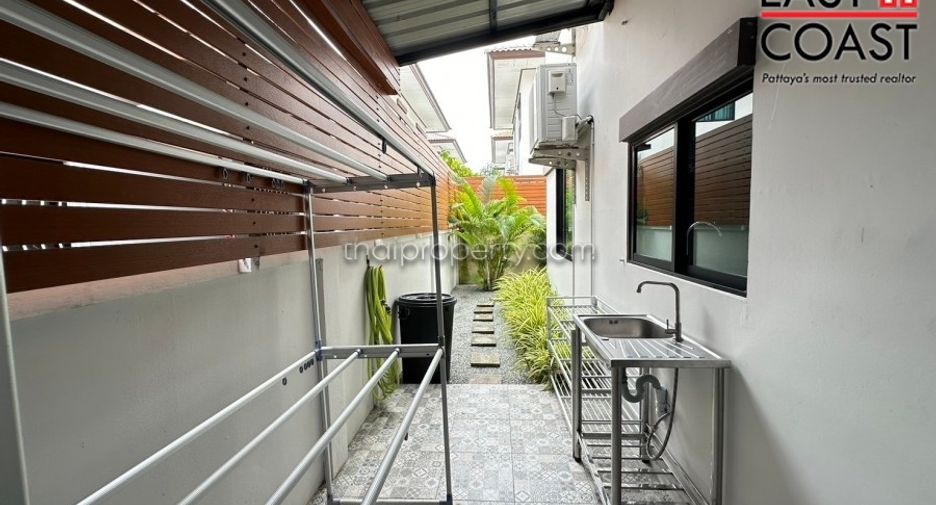 Haus zur Miete mit 3 Zimmer in Bang Lamung, Chonburi