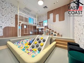 For rent 2 bedrooms condo in Bang Lamung, Chonburi