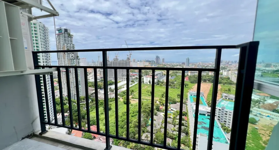 For rent 2 bedrooms condo in Jomtien, Pattaya