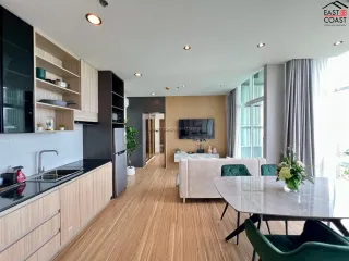 For rent 2 bedrooms condo in Bang Lamung, Chonburi