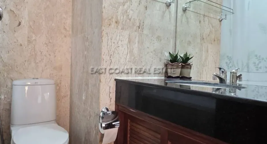 For rent 2 bedrooms condo in Bang Lamung, Chonburi