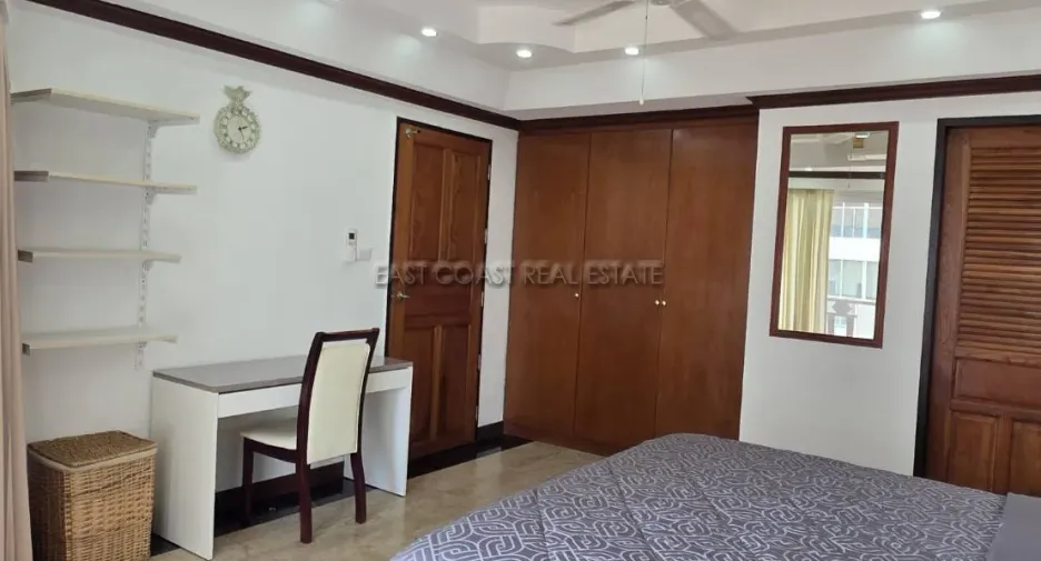 For rent 2 bedrooms condo in Bang Lamung, Chonburi