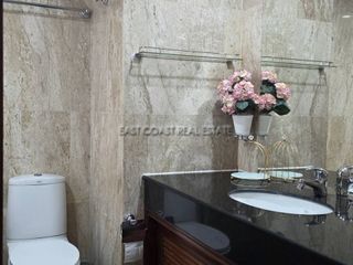 For rent 2 bedrooms condo in Bang Lamung, Chonburi